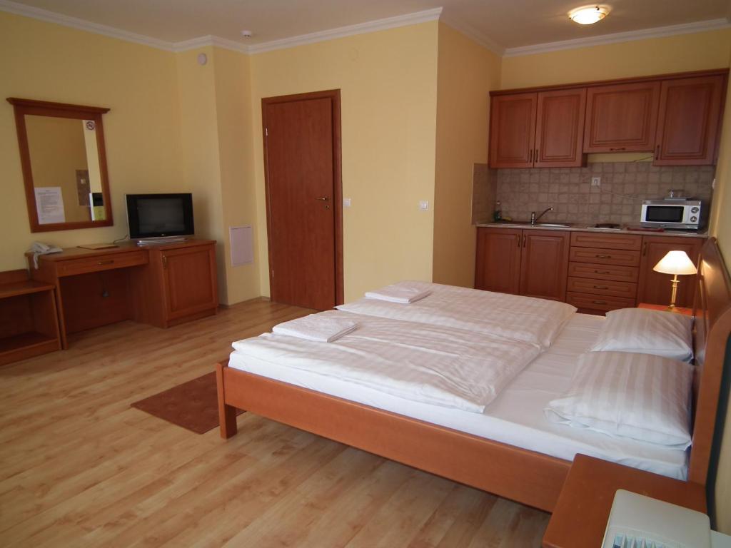 Hotel Jarja Hajdúszoboszló Cameră foto