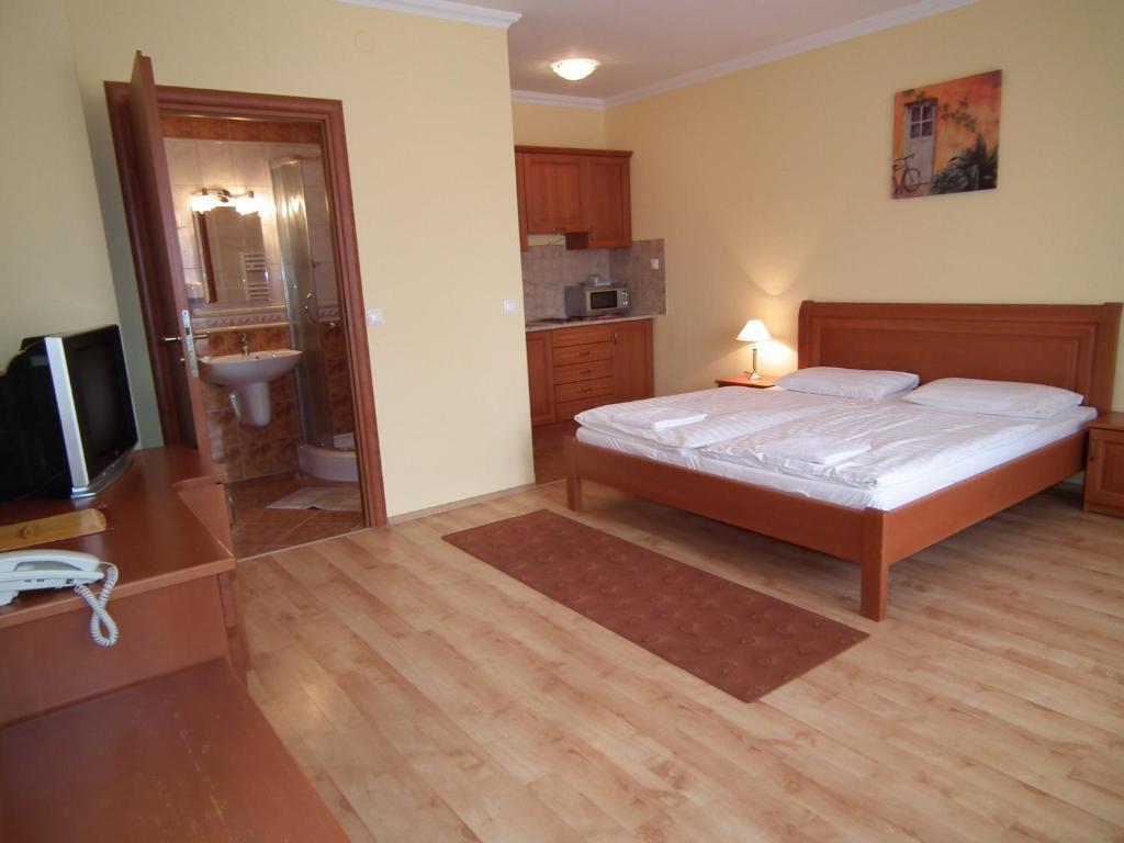 Hotel Jarja Hajdúszoboszló Cameră foto
