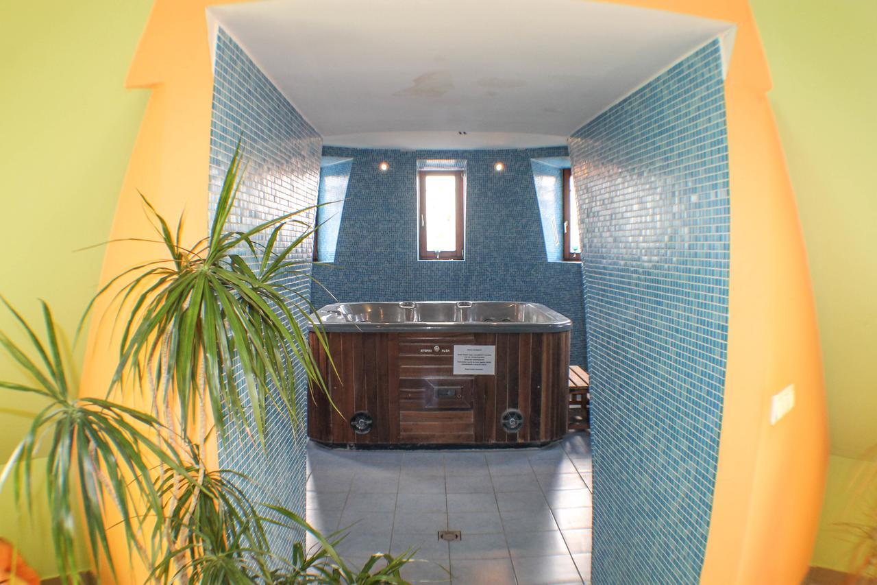 Hotel Jarja Hajdúszoboszló Exterior foto